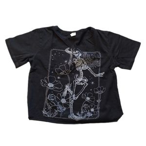 Occult art skeleton shirt